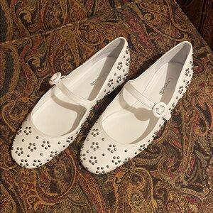 Larroude White Flats with Silver Accents